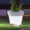 Vaso multicolor a LED per piante H 95509,63 €509,63 €Fioraie a ledF.A.R.H. Snc Di Bottacin Antonio & C