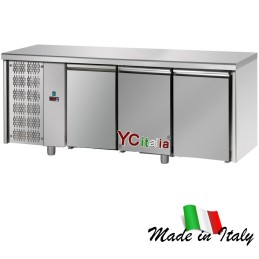Tavolo refrigerato 3 porte con alzatina TN1.216,35 €1.351,50 €Tavoli refrigerati inox 700 profonditàF.A.R.H. Snc Di Bottacin Antonio & C