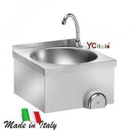 Lavamani in acciaio inox a parete 40x40294,00 €294,00 €Lavamani in acciaioF.A.R.H. Snc Di Bottacin Antonio & C