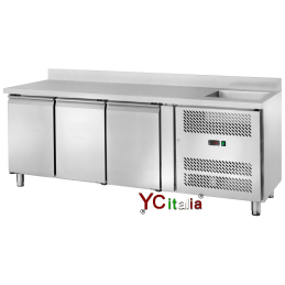 Banco refrigerato 2 porte a vetro con vasca TN1.699,65 €1.888,50 €Tavolo refrigerato con vascaF.A.R.H. Snc Di Bottacin Antonio & C