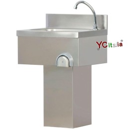 Lavamani in acciaio inox a parete 40x40294,00 €294,00 €Lavamani in acciaioF.A.R.H. Snc Di Bottacin Antonio & C