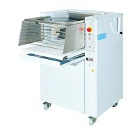 Laminatoio per pasta fresca e sfoglia