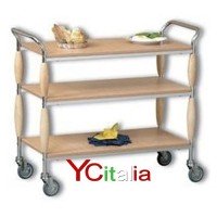 Carrelli in legno a tre piani